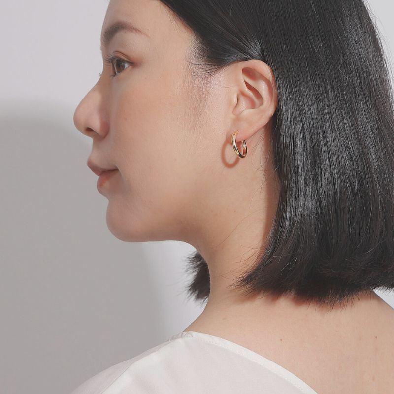 【新品】K18 18金 中空フープピアス(3mm×20mm)1.4g